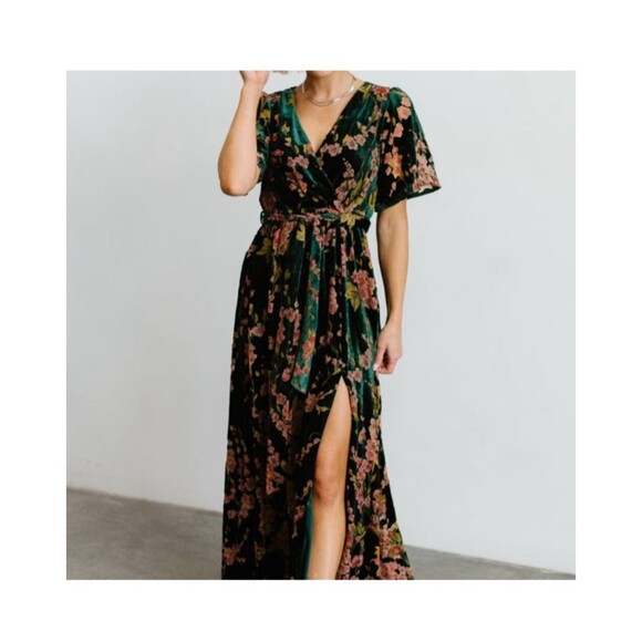 Baltic Born Dresses & Skirts - Baltic Born S Green Floral Velvet V Neck Short Sleeve Uma Maxi Dress retro boho